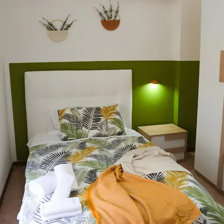 Fontanesi Διαμέρισμα *